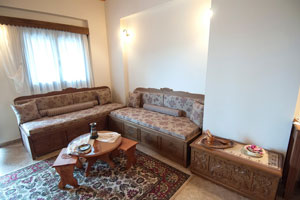 Guesthouse Vourmpiani